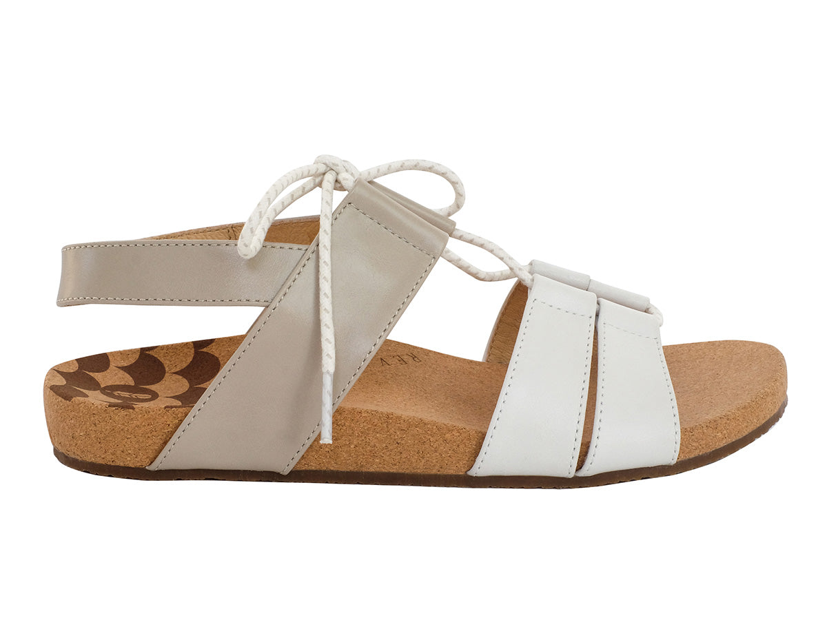 Adele Sandal