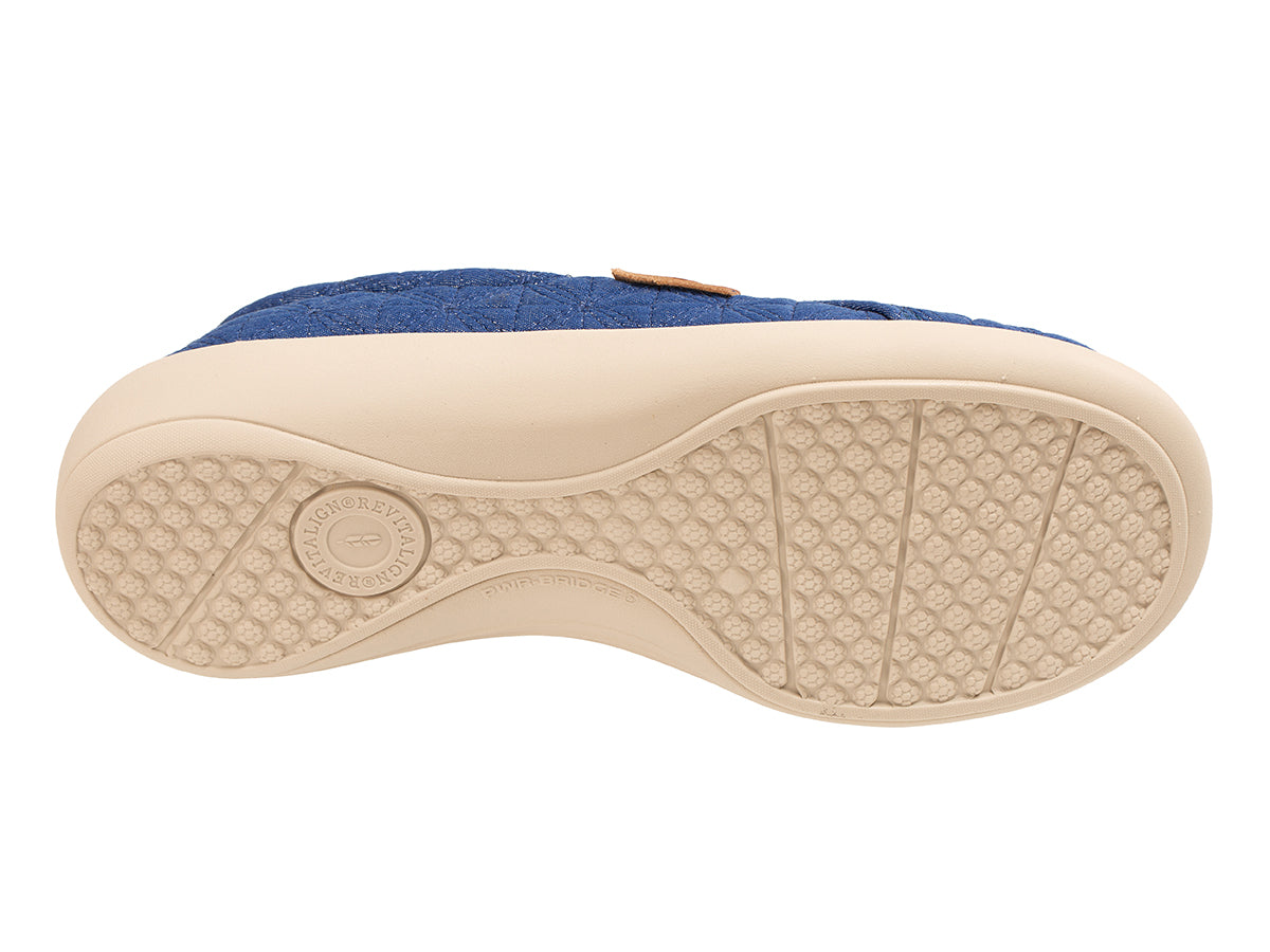 Siesta Serenity Slip-On